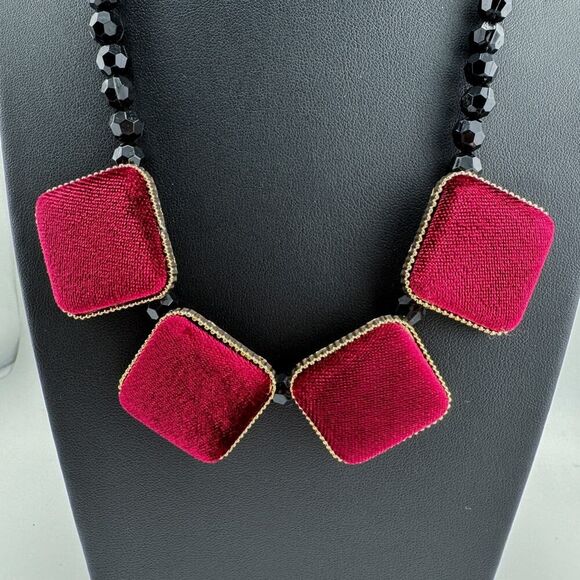 Vintage Japanese Velvet Square Faceted Beaded Necklace Geometric Fuzzy Delicate - Picture 7 of 13